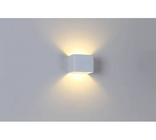 Настенный светильник DesignLed GW-9201A-5-WH-WW 001806 Настенный светильник DesignLed GW-9201A-5-WH-WW 001806