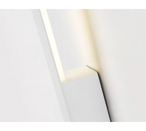 Настенный светильник Ambrella Light Wall FW4411 Настенный светильник Ambrella Light Wall FW4411