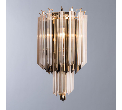 Настенный светильник Divinare Frizzante 1683/01 AP-1 Настенный светильник Divinare Frizzante 1683/01 AP-1