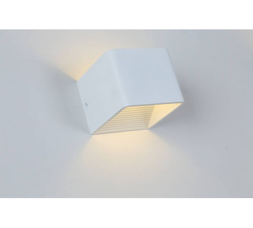 Настенный светильник DesignLed GW-9201A-5-WH-NW 001555 Настенный светильник DesignLed GW-9201A-5-WH-NW 001555