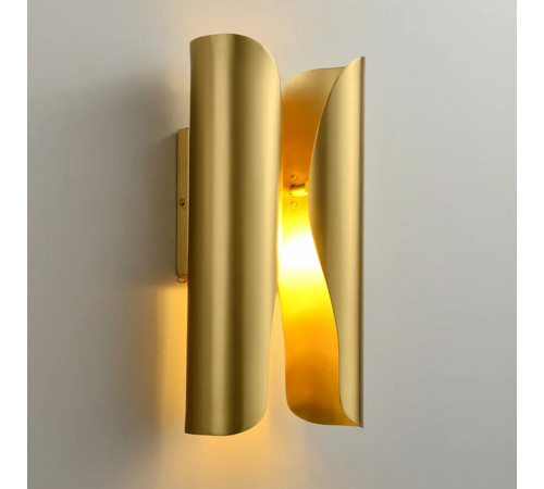 Настенный светильник DeLight Collection Wall lamp MT8901-2W brass Настенный светильник DeLight Collection Wall lamp MT8901-2W brass