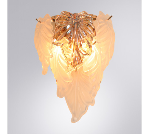 Настенный светильник Arte Lamp Lilly A4070AP-2GO Настенный светильник Arte Lamp Lilly A4070AP-2GO