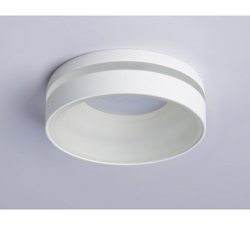 Встраиваемый светильник Ambrella Light Acrylic Frost TN3305 Встраиваемый светильник Ambrella Light Acrylic Frost TN3305