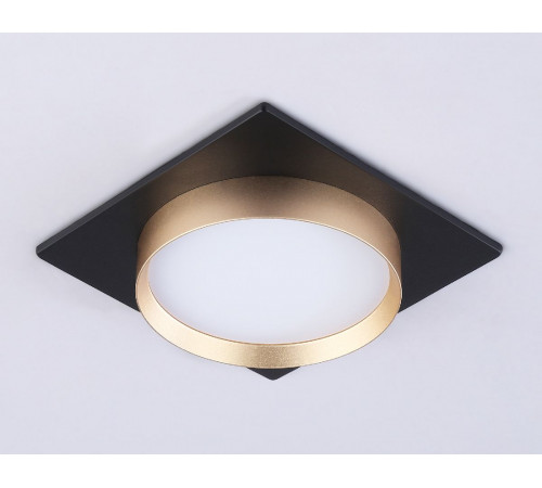 Встраиваемый светильник Ambrella Light Techno Spot GX53 Acrylic tech TN5232 Встраиваемый светильник Ambrella Light Techno Spot GX53 Acrylic tech TN5232