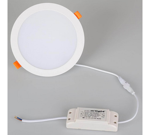 Встраиваемый светодиодный светильник Arlight DL-BL180-18W Warm White 021441 Встраиваемый светодиодный светильник Arlight DL-BL180-18W Warm White 021441