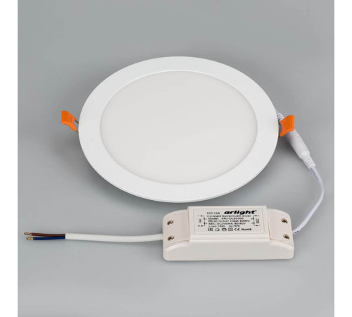 Встраиваемый светодиодный светильник Arlight DL-192M-18W Warm White 020116 Встраиваемый светодиодный светильник Arlight DL-192M-18W Warm White 020116