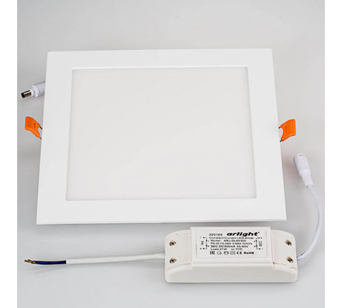 Встраиваемый светодиодный светильник Arlight DL-225x225M-21W Day White 020136 Встраиваемый светодиодный светильник Arlight DL-225x225M-21W Day White 020136