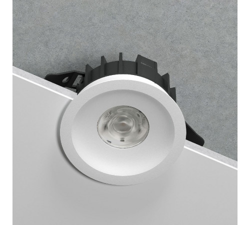 Встраиваемый светильник Elektrostandard Combi 25068/LED 4690389211584 a069007 Встраиваемый светильник Elektrostandard Combi 25068/LED 4690389211584 a069007