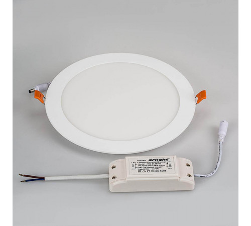 Встраиваемый светодиодный светильник Arlight DL-225M-21W Warm White 020119 Встраиваемый светодиодный светильник Arlight DL-225M-21W Warm White 020119