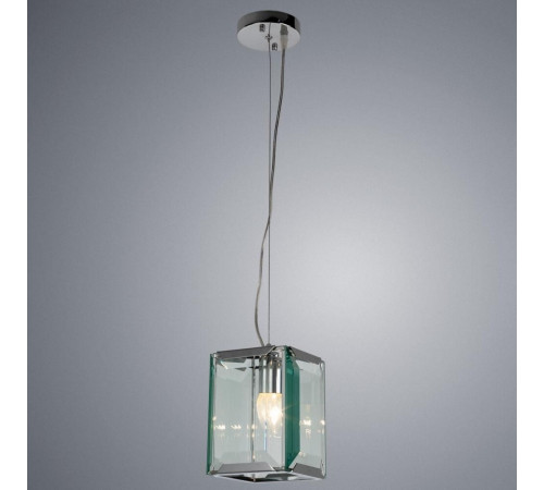 Подвесной светильник Divinare Ostin 1100/02 SP-1 Подвесной светильник Divinare Ostin 1100/02 SP-1