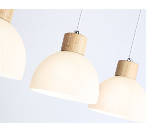 Подвесной светильник Ambrella Light Traditional TR83135
