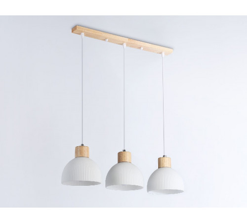 Подвесной светильник Ambrella Light Traditional TR83135
