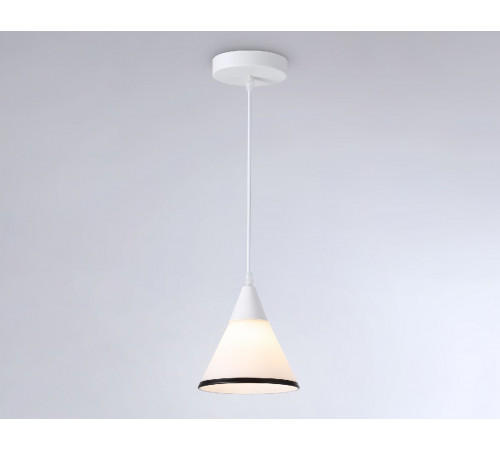 Подвесной светильник Ambrella Light Modern TR3166 Подвесной светильник Ambrella Light Modern TR3166