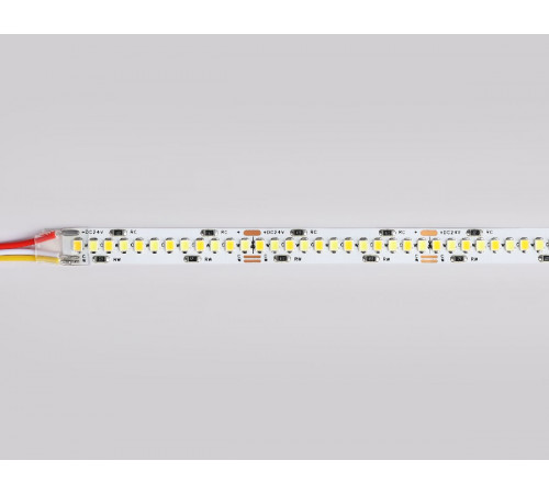 Светодиодная лента Ambrella Light LED Strip 24В 2835 18Вт/м 3000-6500K 5м IP20 GS4151 Светодиодная лента Ambrella Light LED Strip 24В 2835 18Вт/м 3000-6500K 5м IP20 GS4151