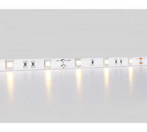 Светодиодная лента Ambrella Light LED Strip 12В 5050 7,2Вт/м 3000K 5м IP20 GS1801 Светодиодная лента Ambrella Light LED Strip 12В 5050 7,2Вт/м 3000K 5м IP20 GS1801