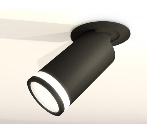 Спот Ambrella Light Techno Spot XM6323221 (A2242, C6323, N6221) Спот Ambrella Light Techno Spot XM6323221 (A2242, C6323, N6221)