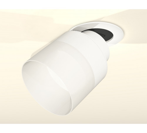 Спот Ambrella Light Techno Spot XM8101521 (A2241, A2105, C8101, N8402)