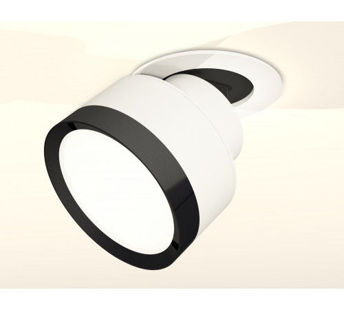Спот Ambrella Light Techno Spot XM8101501 (A2241, A2105, C8101, N8113) Спот Ambrella Light Techno Spot XM8101501 (A2241, A2105, C8101, N8113)