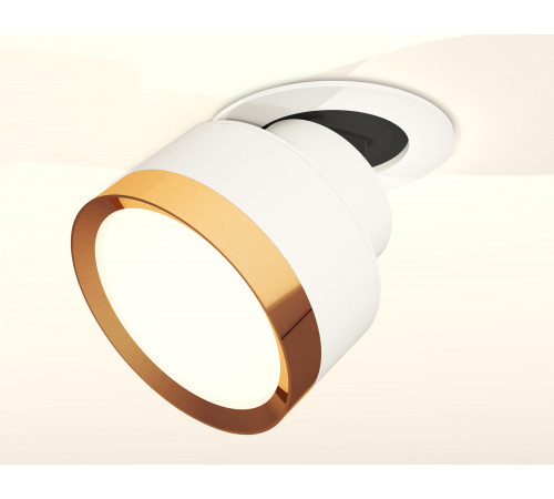 Спот Ambrella Light Techno Spot XM8101503 (A2241, A2105, C8101, N8124) Спот Ambrella Light Techno Spot XM8101503 (A2241, A2105, C8101, N8124)