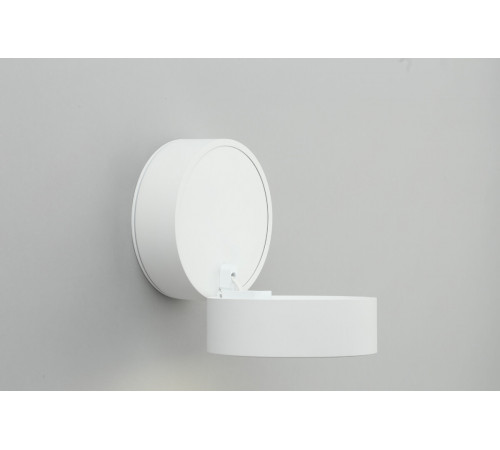 Светодиодный спот Omnilux Lenno OML-101309-18 Светодиодный спот Omnilux Lenno OML-101309-18