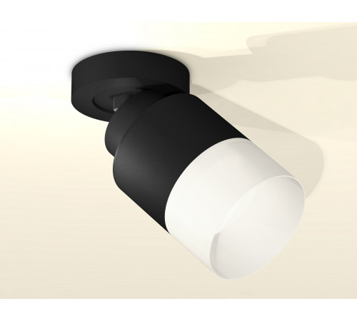 Спот Ambrella Light Techno Spot XM8111002 (A2229, A2106, C8111, N8402)