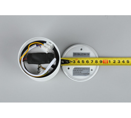Светодиодный спот Omnilux Lenno OML-101309-12 Светодиодный спот Omnilux Lenno OML-101309-12