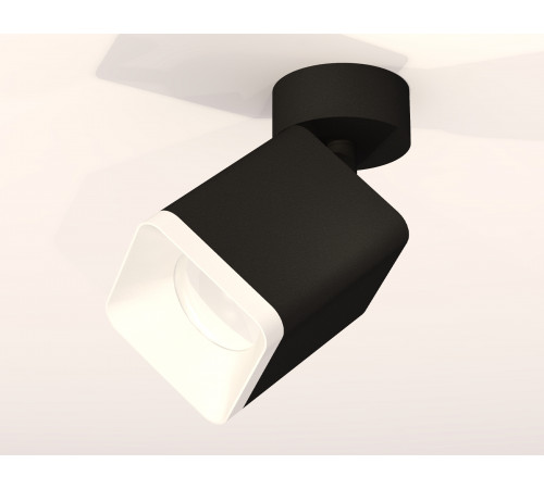 Спот Ambrella Light Techno Spot XM7813001 (A2210, C7813, N7701) Спот Ambrella Light Techno Spot XM7813001 (A2210, C7813, N7701)