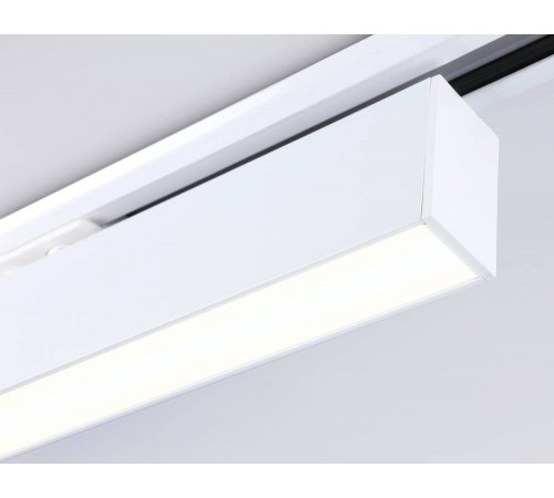 Трековый однофазный светильник Ambrella Light Track System GL6769 Трековый однофазный светильник Ambrella Light Track System GL6769