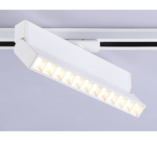 Трековый однофазный светильник Ambrella Light Track System GL6815 Трековый однофазный светильник Ambrella Light Track System GL6815