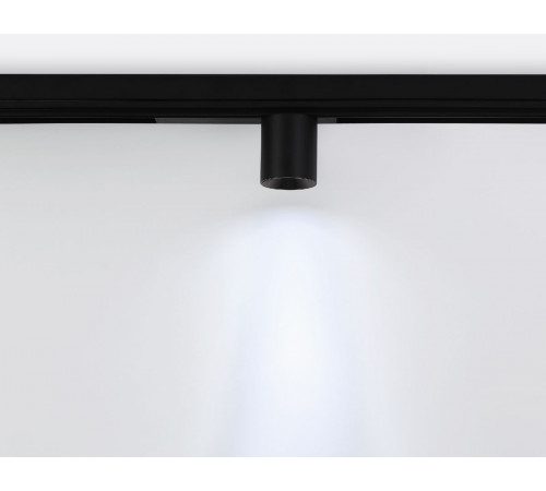 Трековый магнитный светильник Ambrella Light Magnetic 220V GL1242 Трековый магнитный светильник Ambrella Light Magnetic 220V GL1242