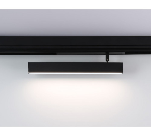 Трековый магнитный светильник Ambrella Light Magnetic 220V GL1332 Трековый магнитный светильник Ambrella Light Magnetic 220V GL1332