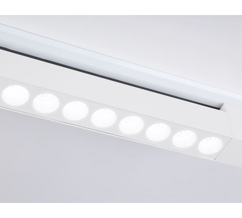 Трековый однофазный светильник Ambrella Light Track system GL6706