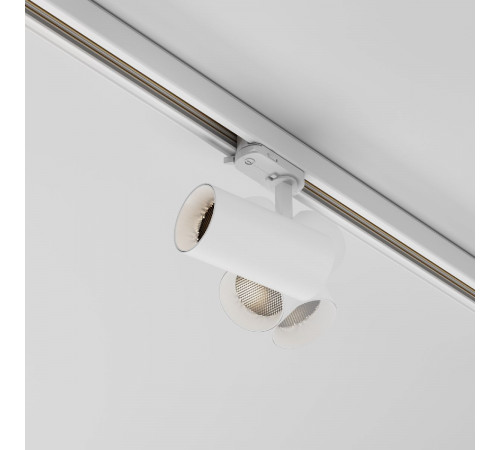 Трековый трехфазный светильник Maytoni Focus Led TR197-3-12WCCT-M-W Трековый трехфазный светильник Maytoni Focus Led TR197-3-12WCCT-M-W