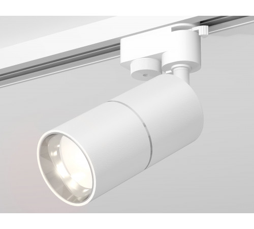Трековый однофазный светильник Ambrella Light Track System XT6301001 (A2520, C6301, A2060, C6301, N6112) Трековый однофазный светильник Ambrella Light Track System XT6301001 (A2520, C6301, A2060, C6301, N6112)