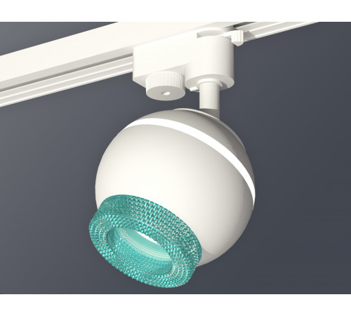 Трековый однофазный светильник с подсветкой Ambrella Light Track System XT1101063 (A2520, C1101, N7194) Трековый однофазный светильник с подсветкой Ambrella Light Track System XT1101063 (A2520, C1101, N7194)