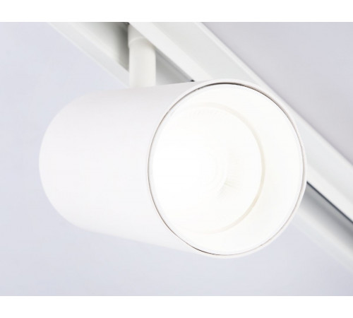 Трековый магнитный светильник Ambrella Light Magnetic Track System GL3845 Трековый магнитный светильник Ambrella Light Magnetic Track System GL3845