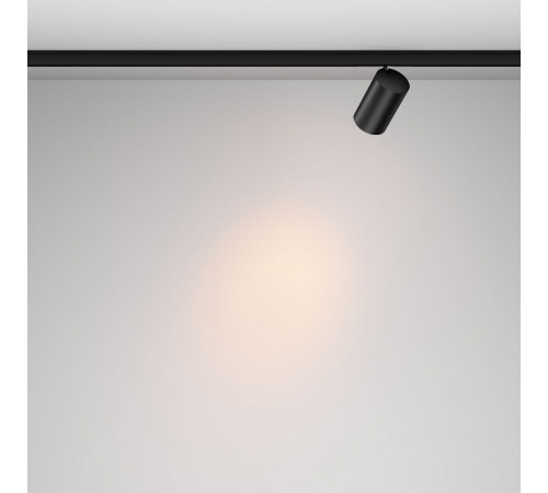 Трековый магнитный светильник Maytoni Focus Led TR187-1-9W2.7K-M-B