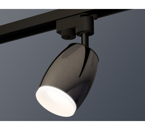 Трековый однофазный светильник Ambrella Light Track System XT1123013 (A2521, C1123, N7165) Трековый однофазный светильник Ambrella Light Track System XT1123013 (A2521, C1123, N7165)