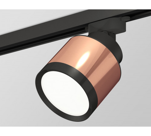 Трековый светильник Ambrella Light Track System XT8122001 (A2526, A2106, C8122, N8113) Трековый светильник Ambrella Light Track System XT8122001 (A2526, A2106, C8122, N8113)