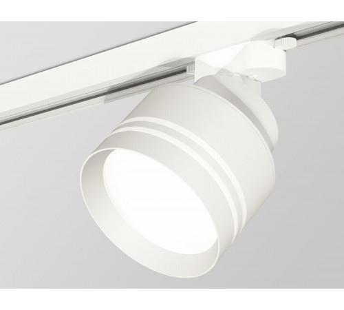 Трековый светильник Ambrella Light Track System XT8101026 (A2524, A2105, C8101, N8477) Трековый светильник Ambrella Light Track System XT8101026 (A2524, A2105, C8101, N8477)