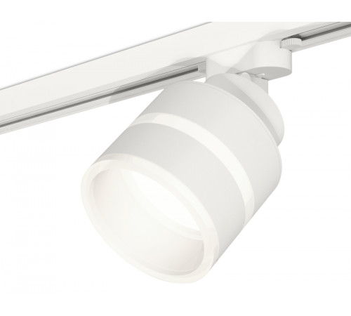 Трековый светильник Ambrella Light Track System XT8101024 (A2524, A2105, C8101, N8444) Трековый светильник Ambrella Light Track System XT8101024 (A2524, A2105, C8101, N8444)