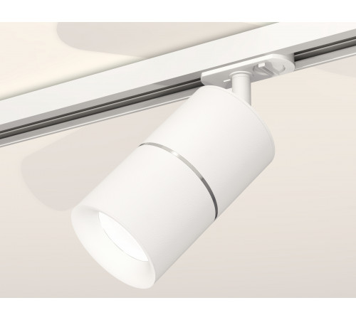 Комплект трекового светильника Ambrella Light Track System XT7401001 (A2536, C7401, A2070, C7401, N7010) Комплект трекового светильника Ambrella Light Track System XT7401001 (A2536, C7401, A2070, C7401, N7010)