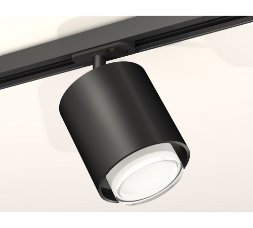 Комплект трекового светильника Ambrella Light Track System XT7723002 (A2537, C7723, N7160) Комплект трекового светильника Ambrella Light Track System XT7723002 (A2537, C7723, N7160)