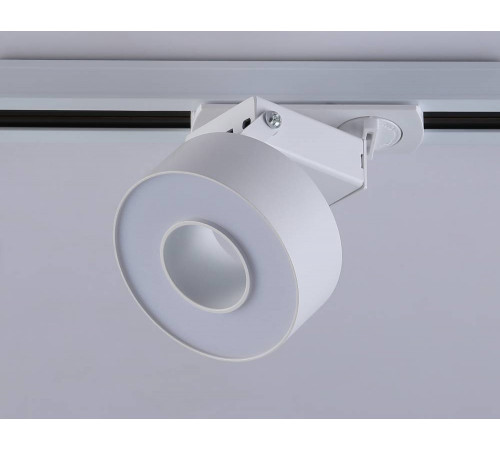 Трековый однофазный светильник Ambrella Light Track System GL6861 Трековый однофазный светильник Ambrella Light Track System GL6861