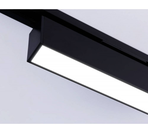 Трековый однофазный светильник Ambrella Light Track System GL6767 Трековый однофазный светильник Ambrella Light Track System GL6767
