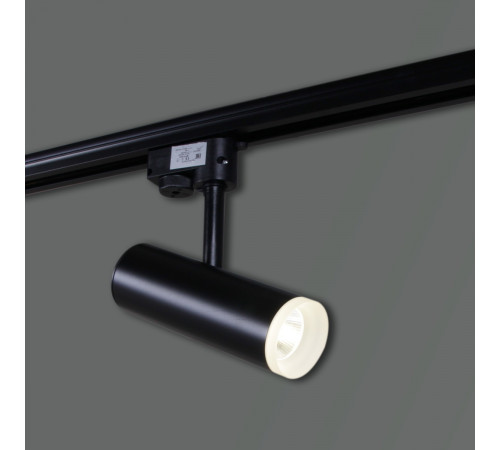 Трековый светильник Reluce 06232-9.3-001RN LED10W BK Трековый светильник Reluce 06232-9.3-001RN LED10W BK