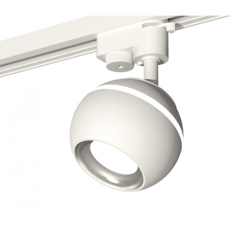 Трековый однофазный светильник с подсветкой Ambrella Light Track System XT1101002 (A2520, C1101, N7022) Трековый однофазный светильник с подсветкой Ambrella Light Track System XT1101002 (A2520, C1101, N7022)