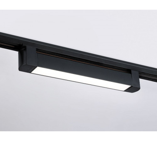 Трековый однофазный светильник Ambrella Light Track system GL6733 Трековый однофазный светильник Ambrella Light Track system GL6733