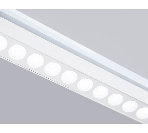 Трековый однофазный светильник Ambrella Light Track system GL6718 Трековый однофазный светильник Ambrella Light Track system GL6718