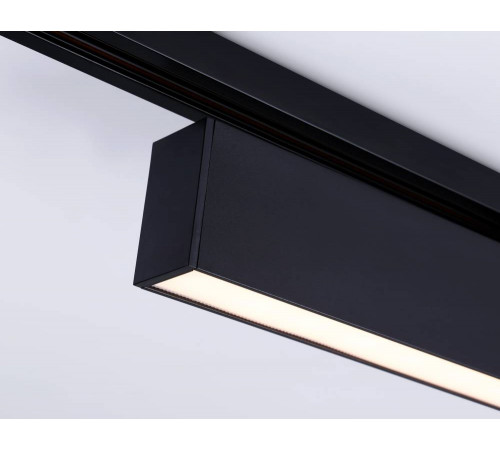 Трековый однофазный светильник Ambrella Light Track System GL6775 Трековый однофазный светильник Ambrella Light Track System GL6775